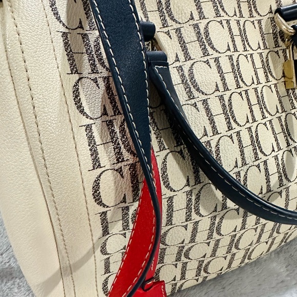 Carolina Herrera Andy - Picture 4 of 11